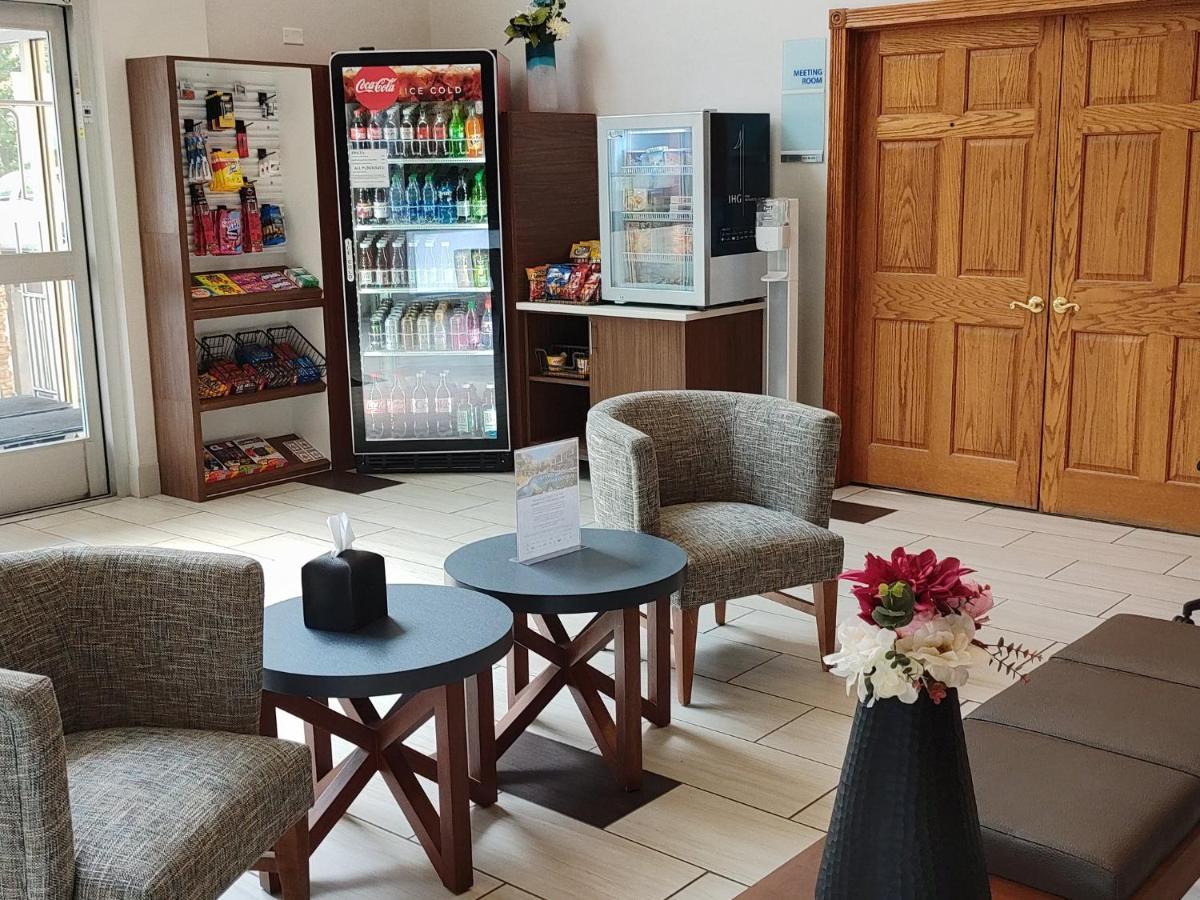 Holiday Inn Express Murrysville - Delmont By Ihg Eksteriør billede